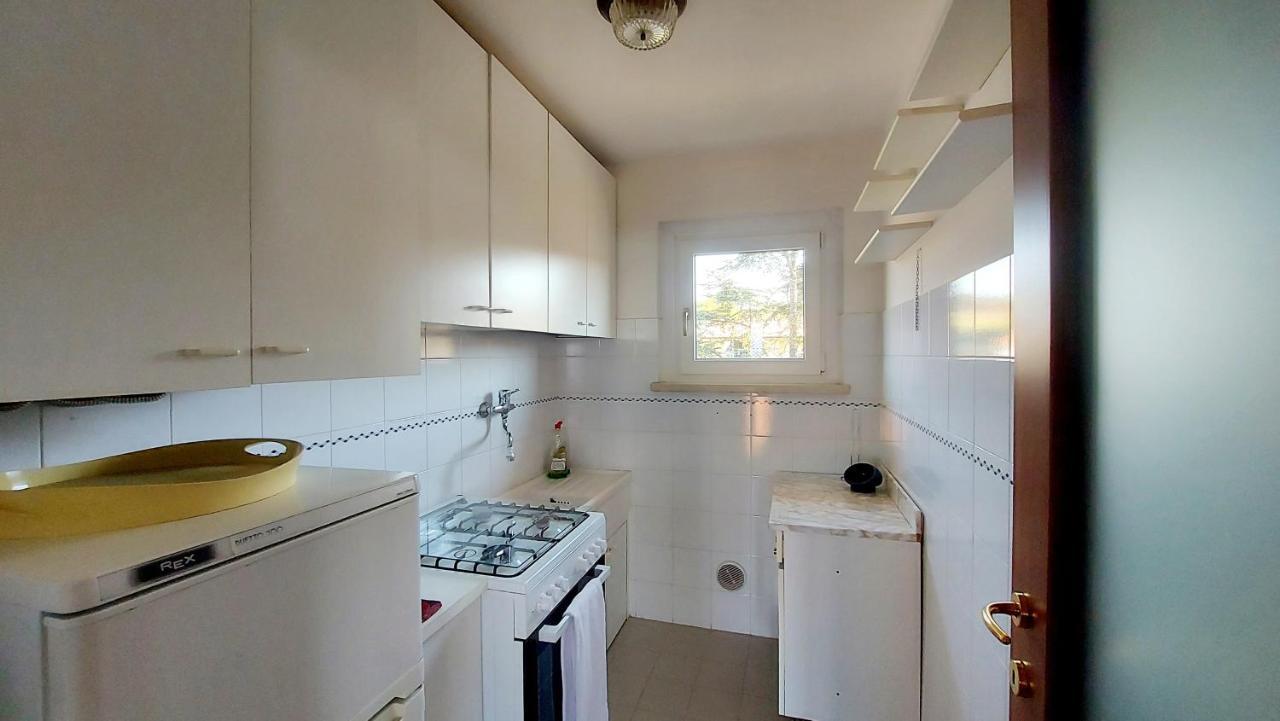 Panoramic Apartment Бардолино Екстериор снимка