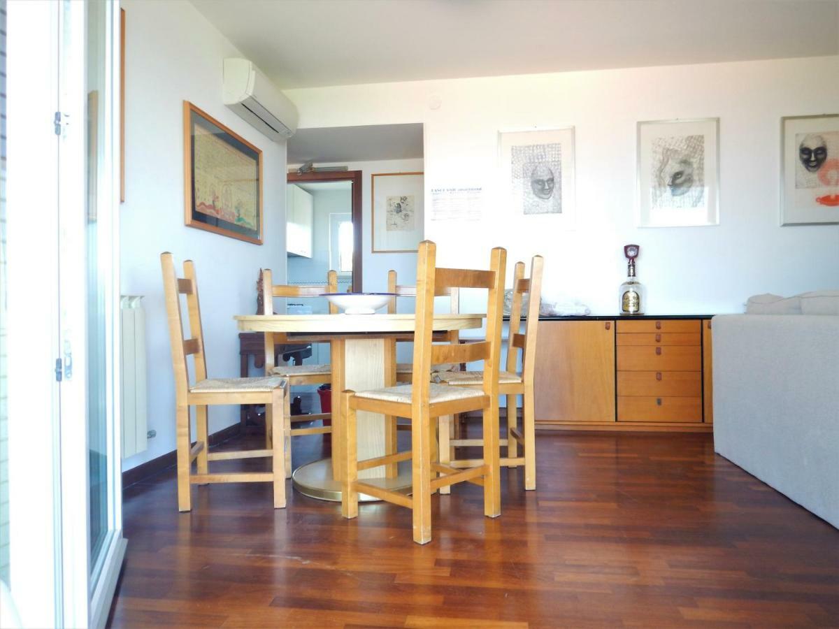 Panoramic Apartment Бардолино Екстериор снимка
